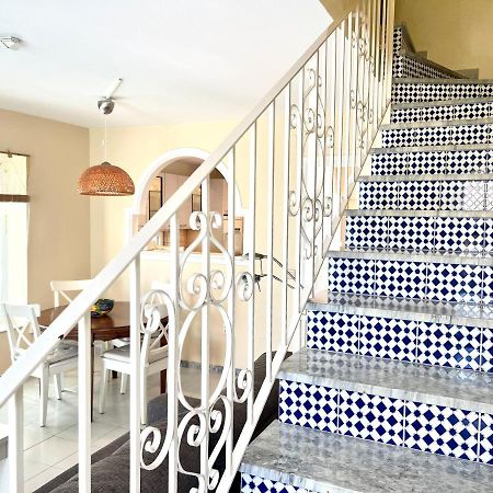 Fabulous Vacation In A 2 Bedroom Townhouse With 2 Terraces Overlooking The Sea, Suitable For 6 People 3 Swimming Pools Tennis And 200 Mts From The Sea El Faro エクステリア 写真