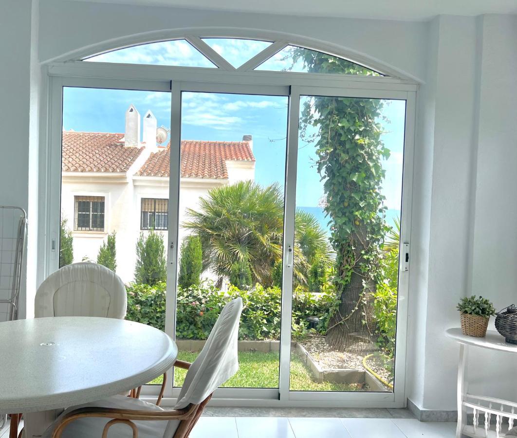 Fabulous Vacation In A 2 Bedroom Townhouse With 2 Terraces Overlooking The Sea, Suitable For 6 People 3 Swimming Pools Tennis And 200 Mts From The Sea El Faro エクステリア 写真
