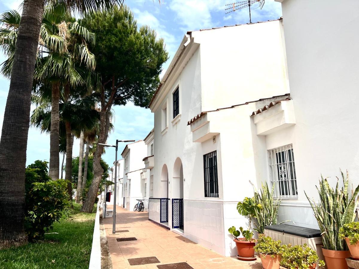 Fabulous Vacation In A 2 Bedroom Townhouse With 2 Terraces Overlooking The Sea, Suitable For 6 People 3 Swimming Pools Tennis And 200 Mts From The Sea El Faro エクステリア 写真