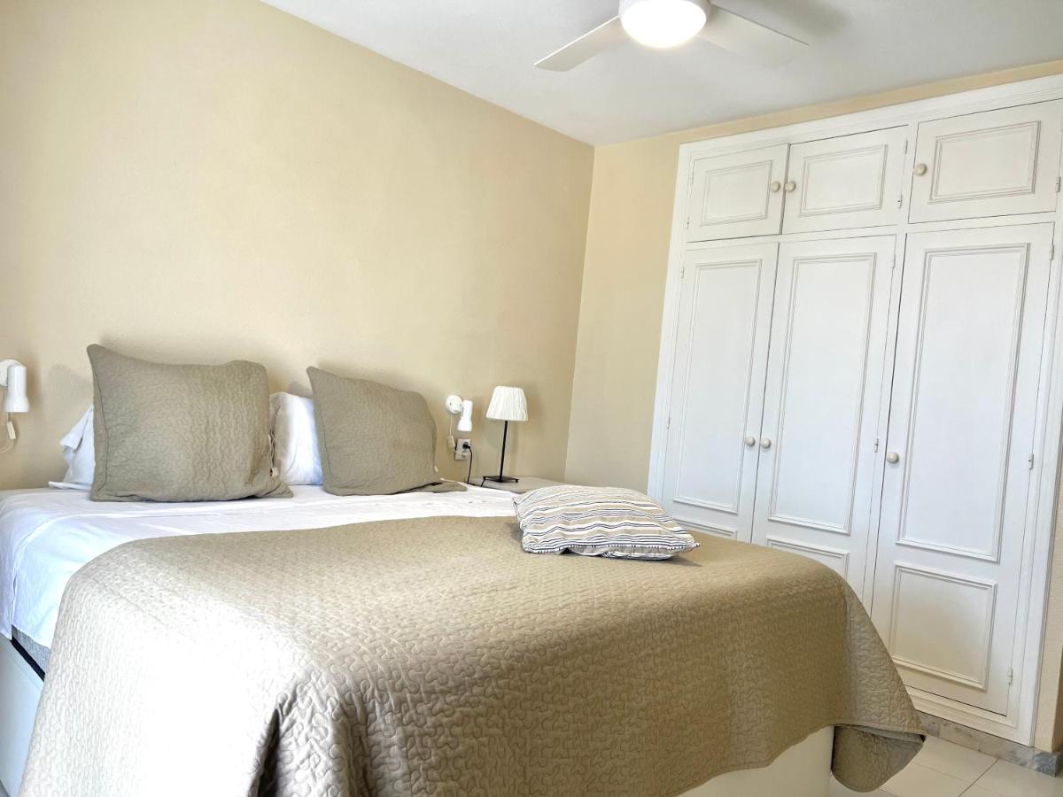 Fabulous Vacation In A 2 Bedroom Townhouse With 2 Terraces Overlooking The Sea, Suitable For 6 People 3 Swimming Pools Tennis And 200 Mts From The Sea El Faro エクステリア 写真