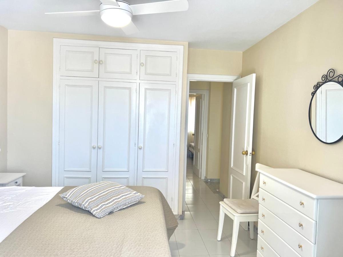 Fabulous Vacation In A 2 Bedroom Townhouse With 2 Terraces Overlooking The Sea, Suitable For 6 People 3 Swimming Pools Tennis And 200 Mts From The Sea El Faro エクステリア 写真